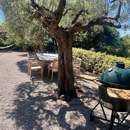 Villa Familiale Avec Vue Imprenable Saint-Raphaël Exteriör bild