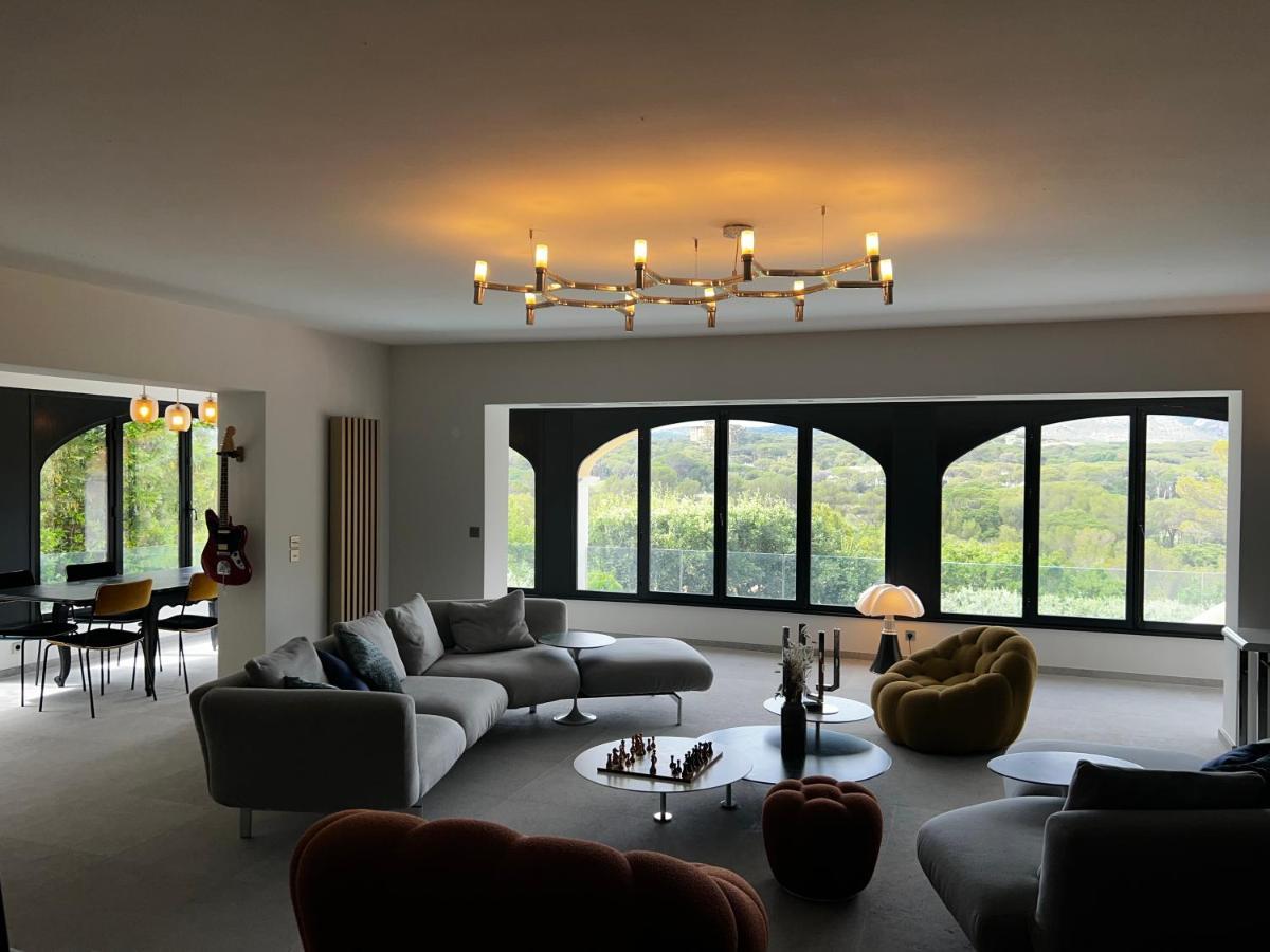 Villa Familiale Avec Vue Imprenable Saint-Raphaël Exteriör bild