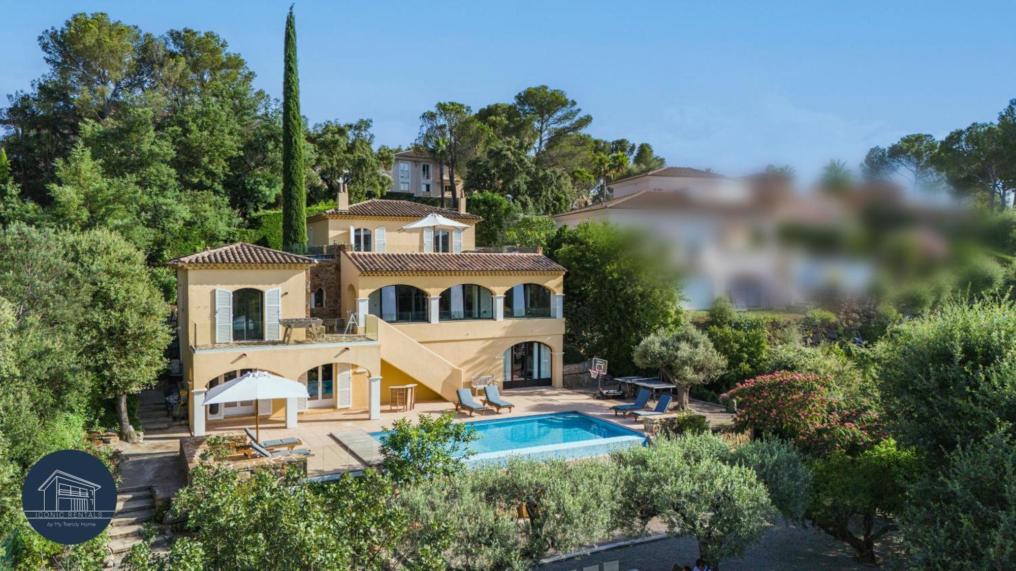 Villa Familiale Avec Vue Imprenable Saint-Raphaël Exteriör bild
